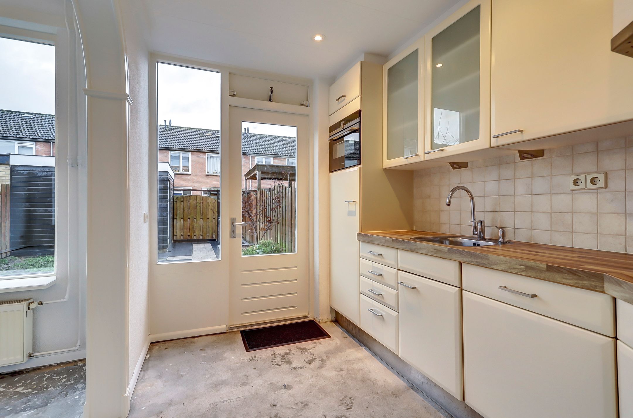 Photo 12 of Pinksterbloemstraat 8