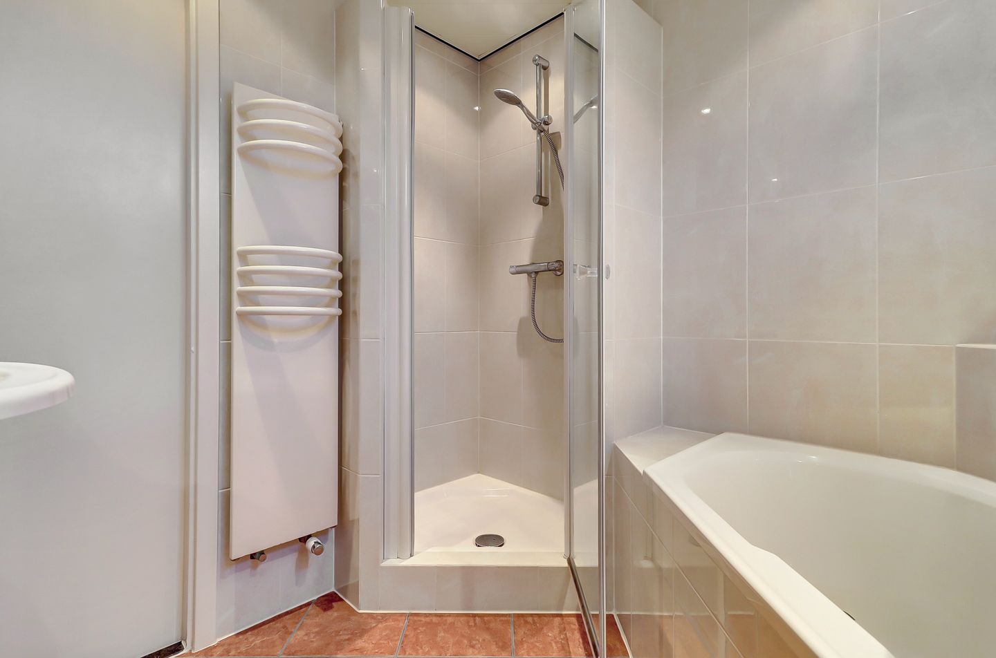 Photo 25 of Pinksterbloemstraat 8