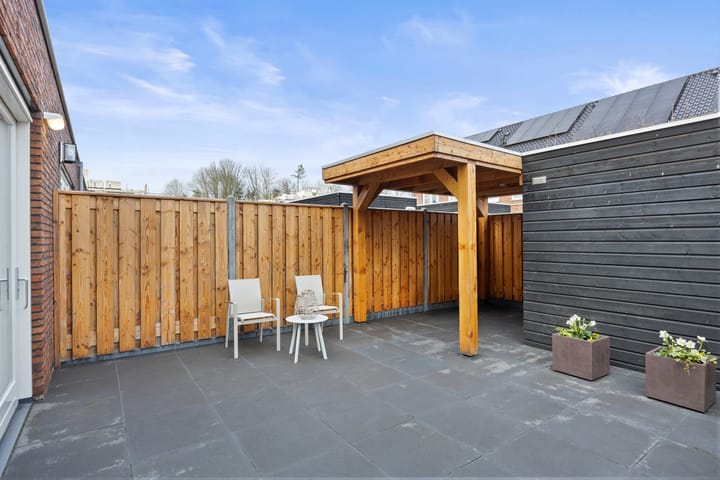 Photo 4 of Steenmarter 36