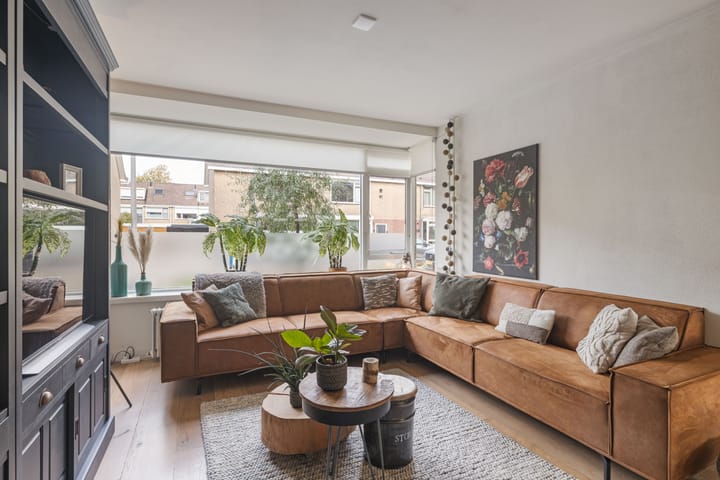 Photo 8 of Mauritsstraat 9