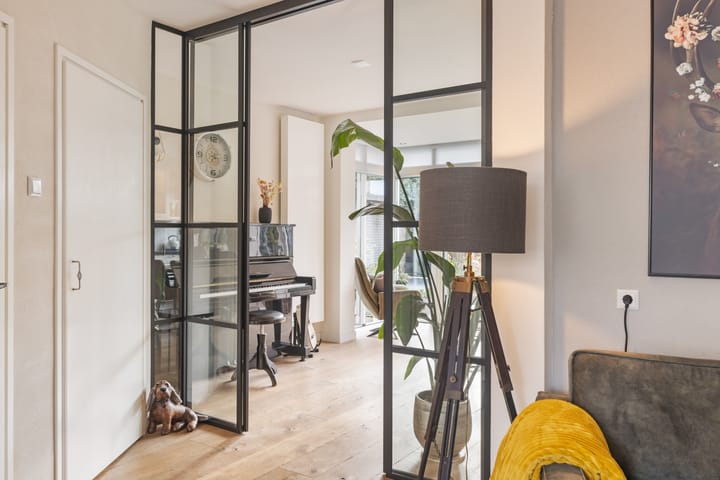 Photo 11 of Mauritsstraat 9