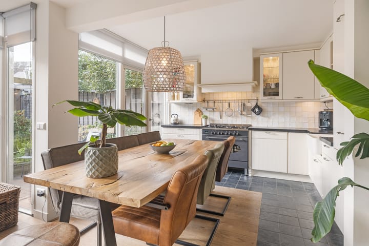 Photo 13 of Mauritsstraat 9