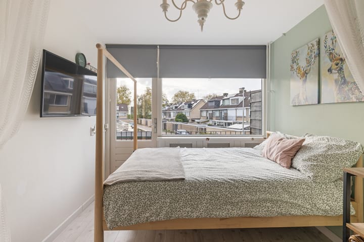 Photo 34 of Mauritsstraat 9