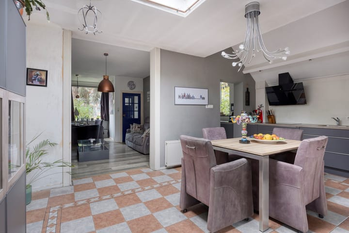 Photo 10 of Sint Josephstraat 53