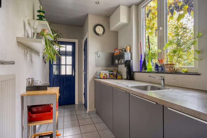 Photo 13 of Sint Josephstraat 53