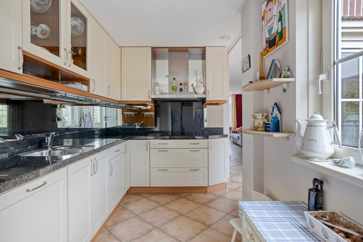 Foto 15 van Martinus Nijhoffstraat 10