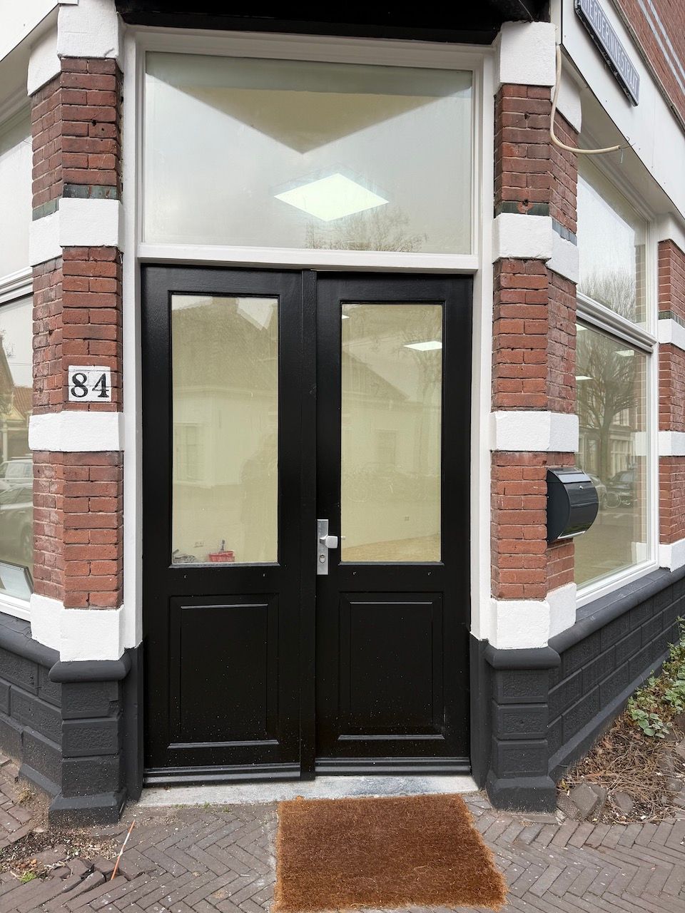 View photo 2 of Lange Beestenmarkt 84