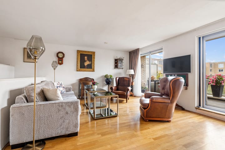 Photo 3 of Ronald Ketellapperstraat 31