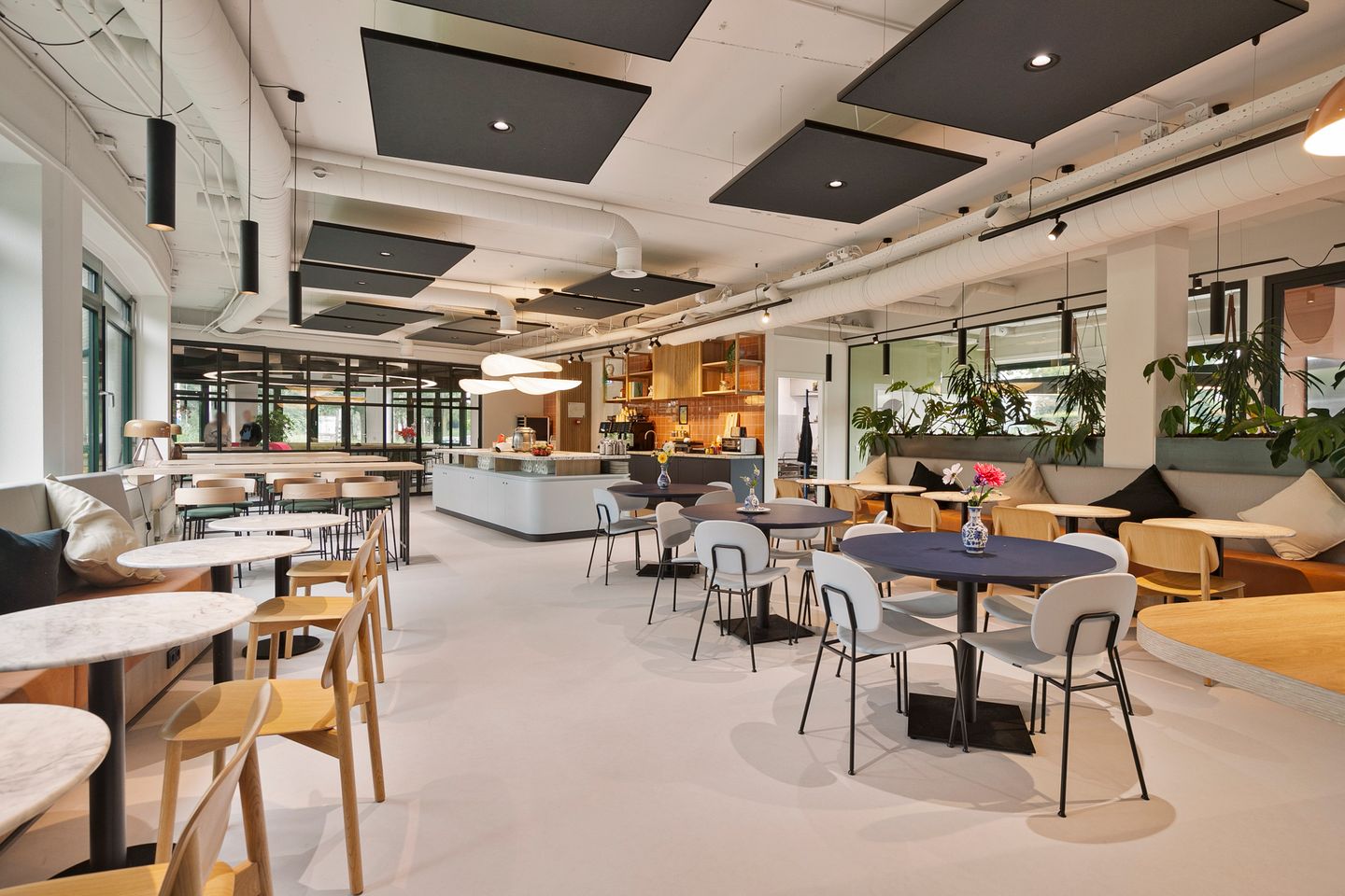 Bekijk foto 4 van Hanzelaan 351-361