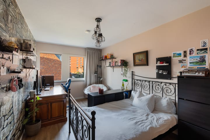 Photo 30 of Van Tijenstraat 14