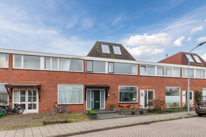 Photo 8 of Pascalstraat 52