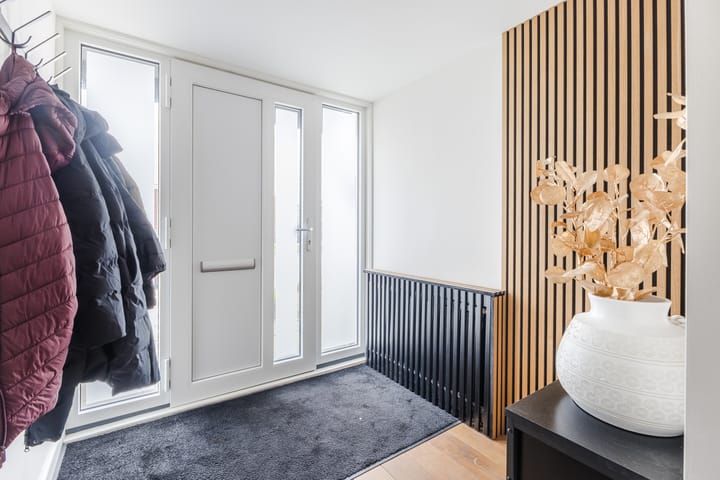 Photo 10 of Pascalstraat 52