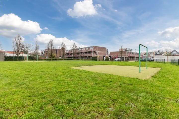 Photo 51 of Pascalstraat 52