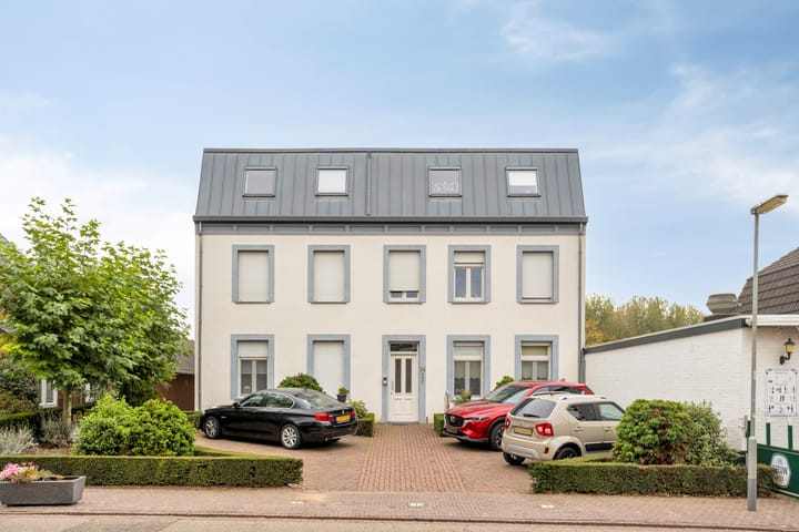 Dorpsstraat 84 main image