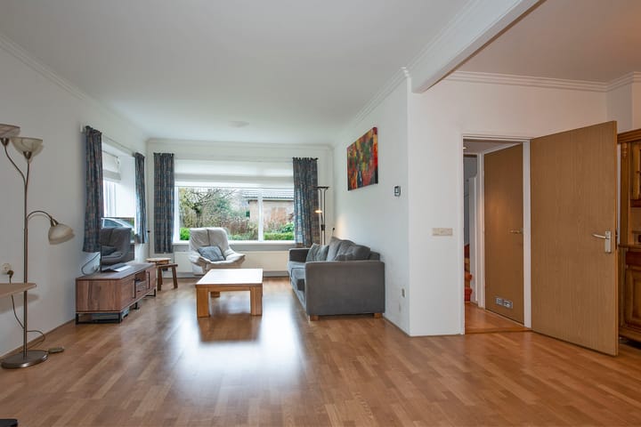 Photo 10 of Plevierstraat 11