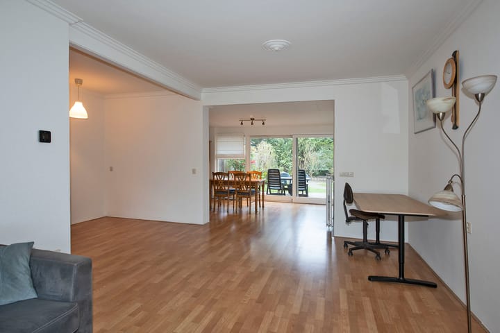 Photo 11 of Plevierstraat 11