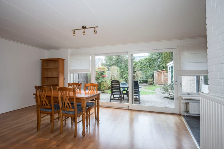 Photo 12 of Plevierstraat 11