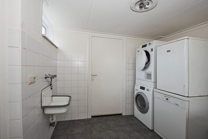 Photo 16 of Plevierstraat 11