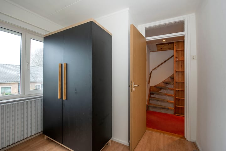 Photo 19 of Plevierstraat 11