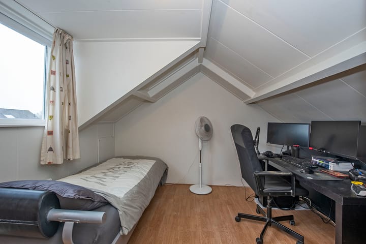 Photo 26 of Plevierstraat 11