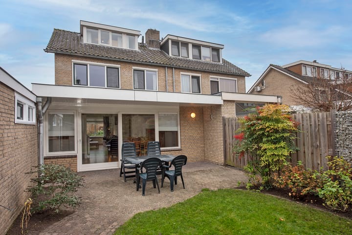 Photo 27 of Plevierstraat 11