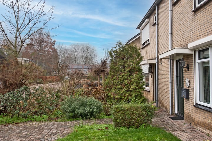 Photo 7 of Plevierstraat 11