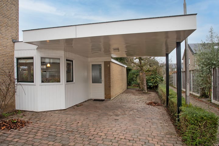 Photo 34 of Plevierstraat 11