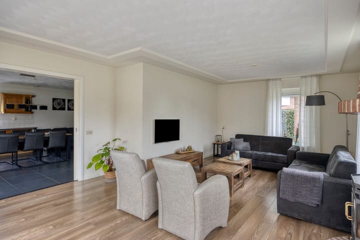 Foto 6 van Esdoornstraat 16