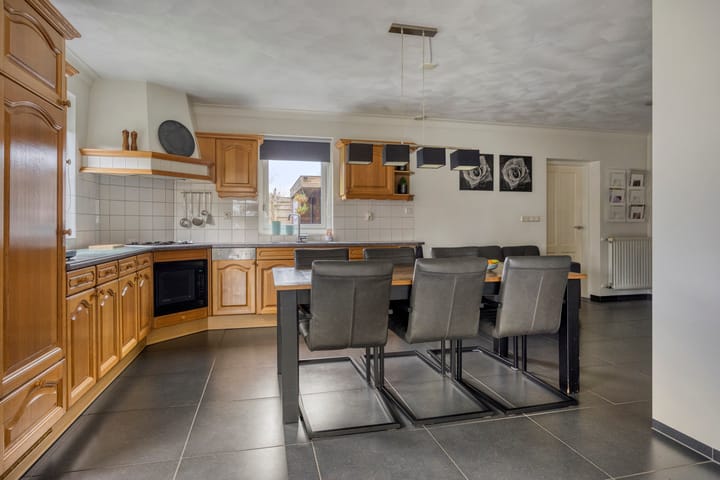 Foto 10 van Esdoornstraat 16