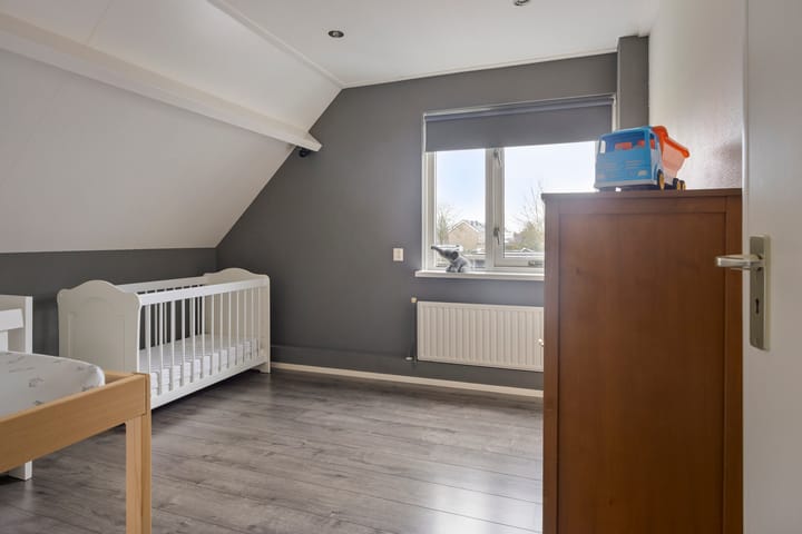 Foto 19 van Esdoornstraat 16