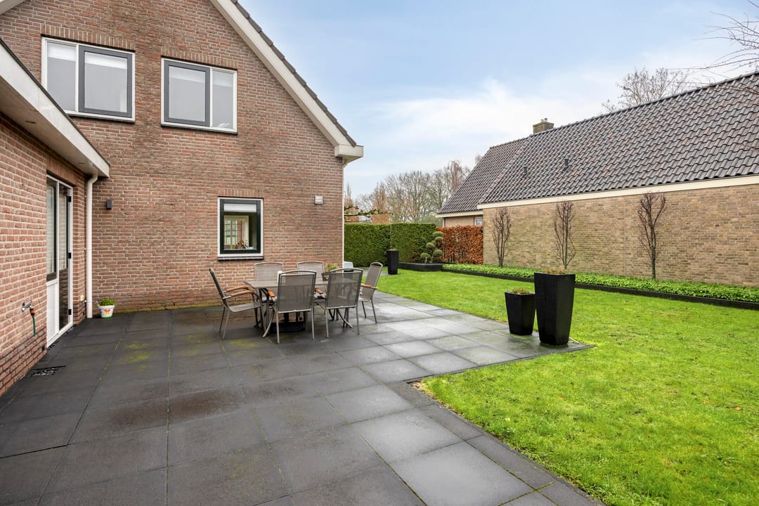 Foto 31 van Esdoornstraat 16