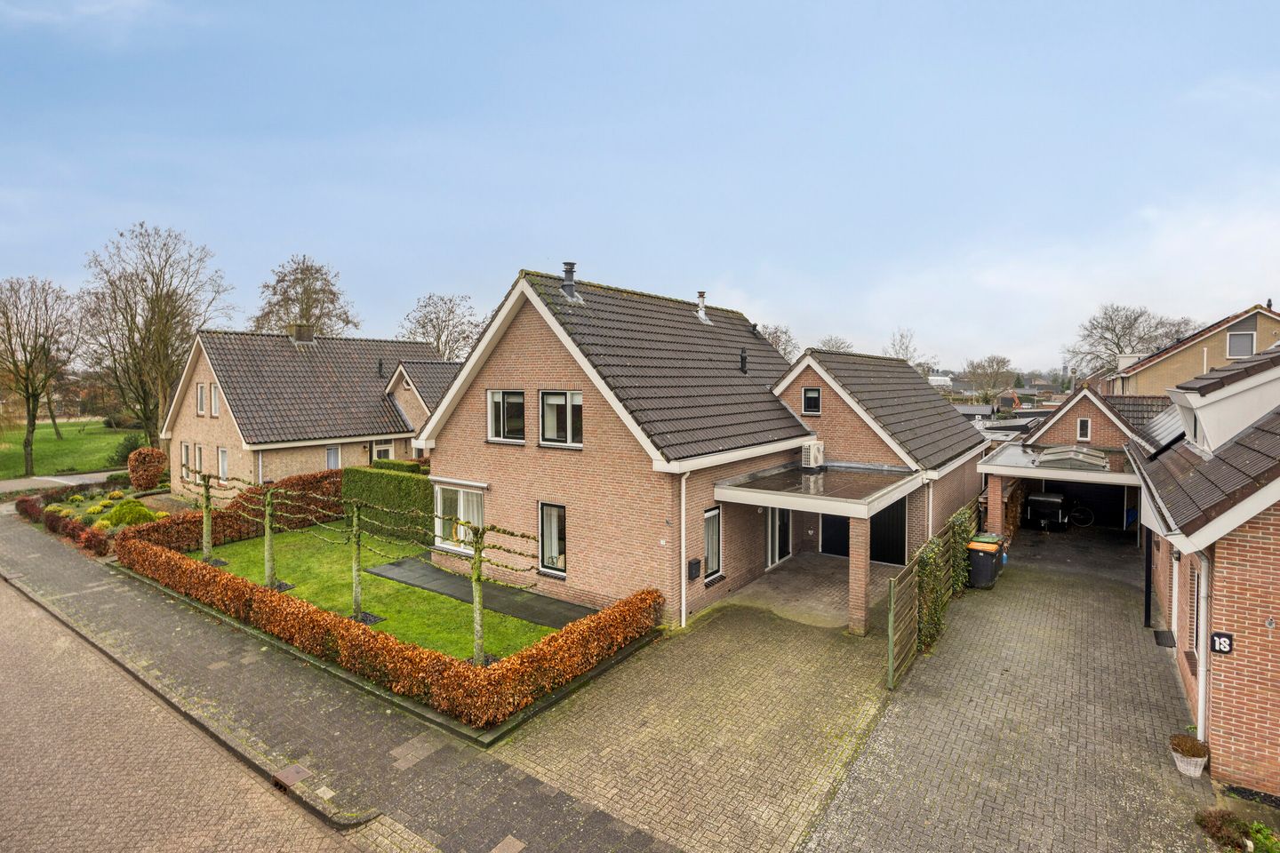 Foto 34 van Esdoornstraat 16