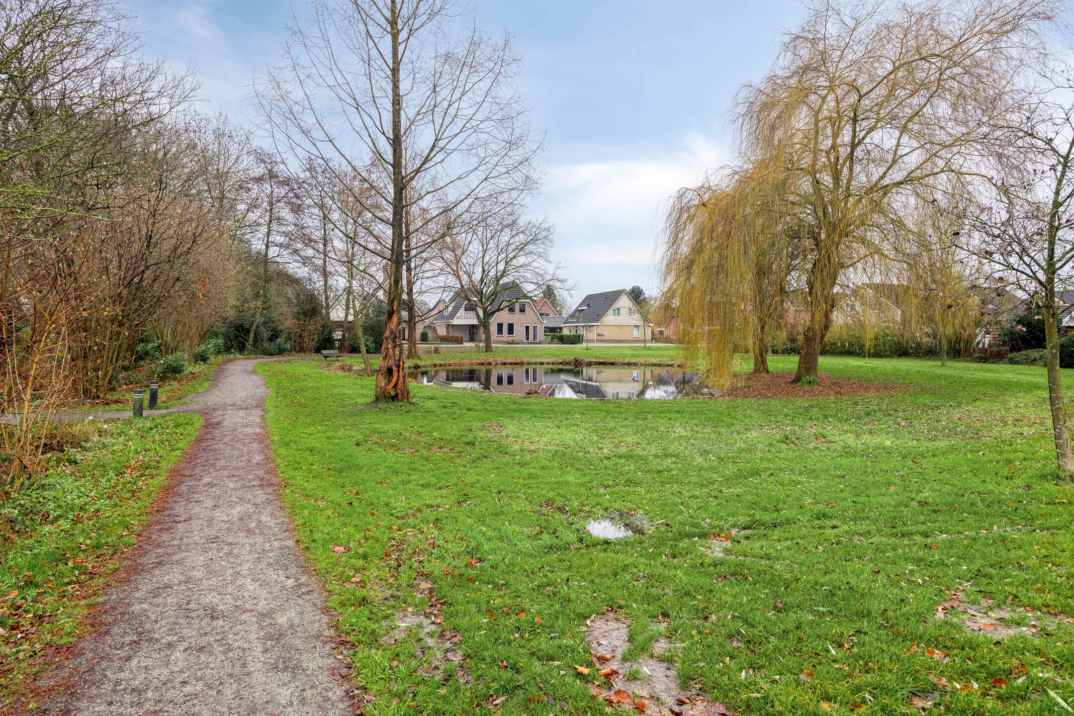 Foto 36 van Esdoornstraat 16