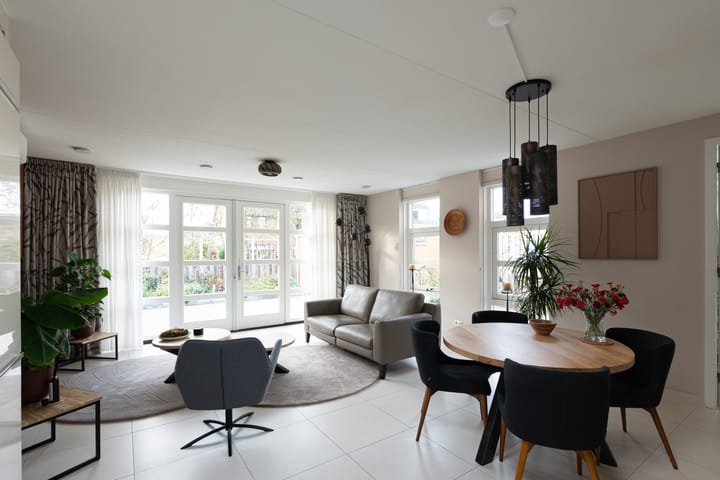 Photo 9 of Corellistraat 28-A