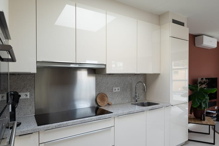 Photo 22 of Corellistraat 28-A