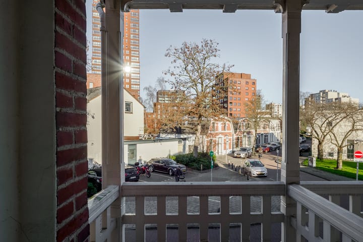 Photo 35 of Brinkstraat 92