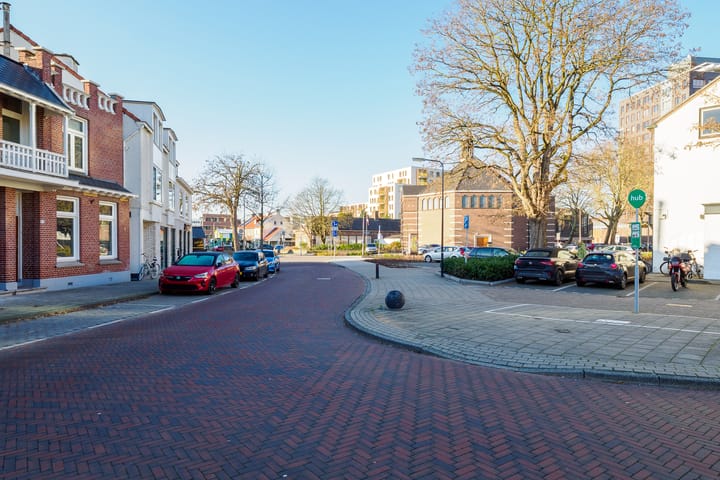 Photo 42 of Brinkstraat 92