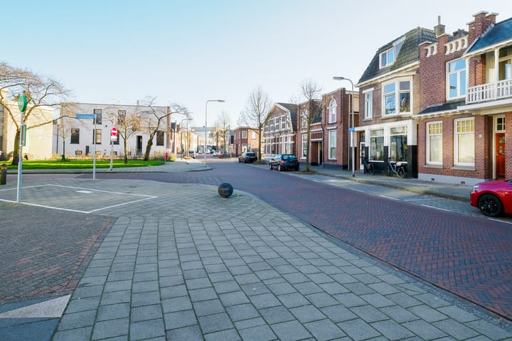 Photo 43 of Brinkstraat 92