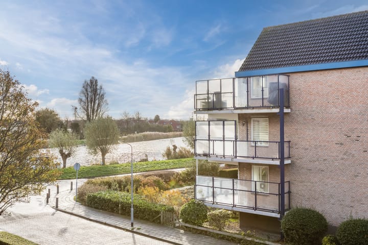 Photo 32 of Prinses Marijkestraat 17