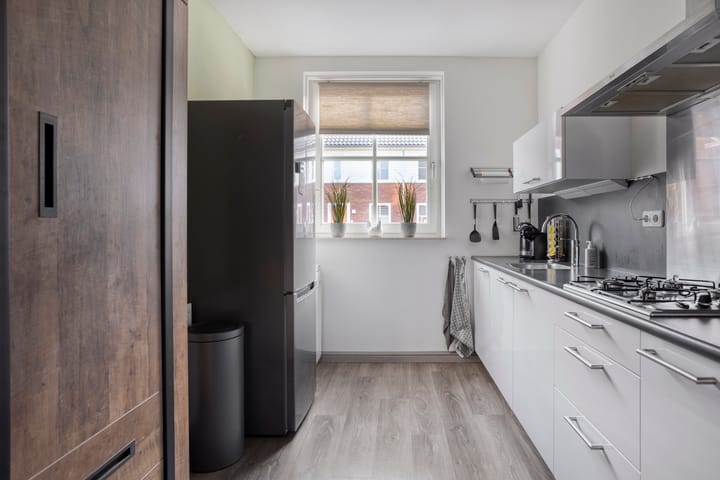 Photo 2 of Knelisroos 17