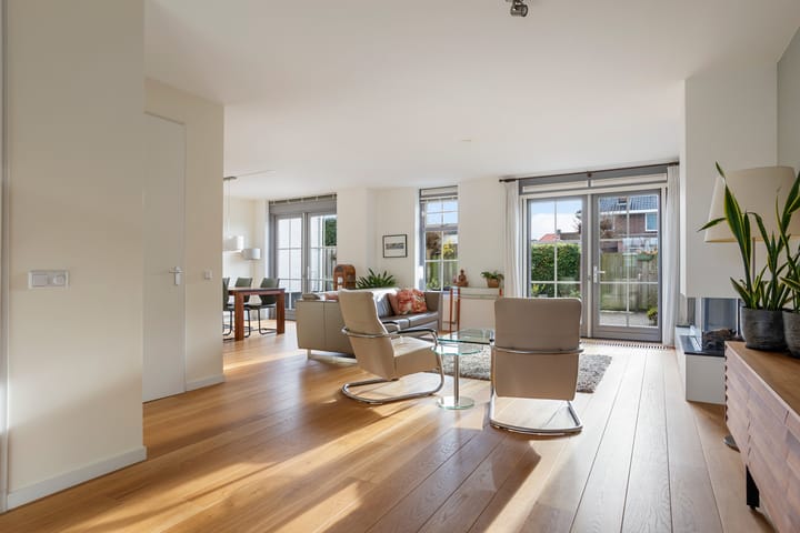 Foto 10 van Keukenhoflaan 28