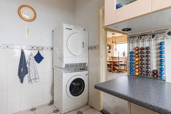 Photo 18 of Bunchestraat 34