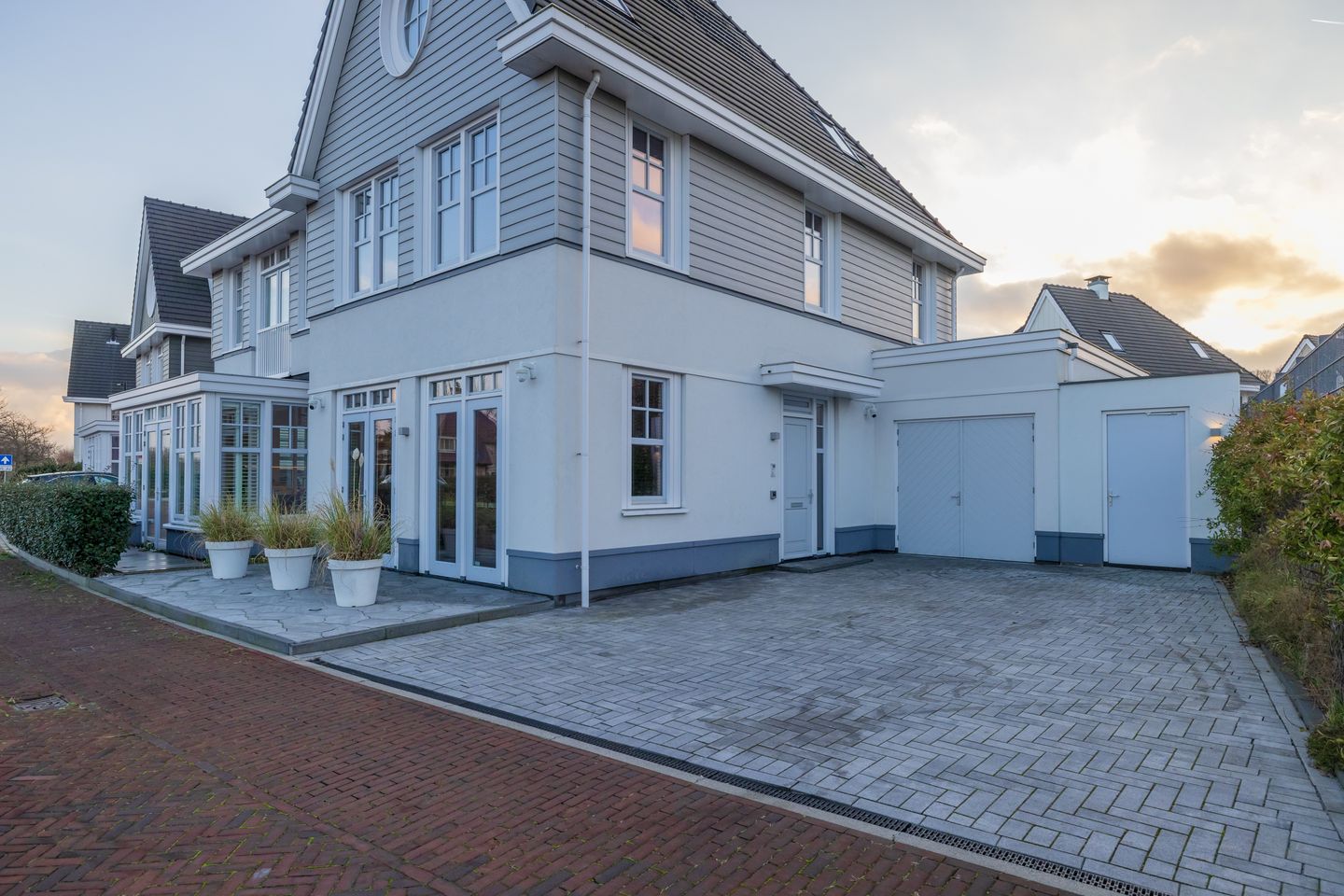 Photo 4 of Jan Lutgensstraat 10