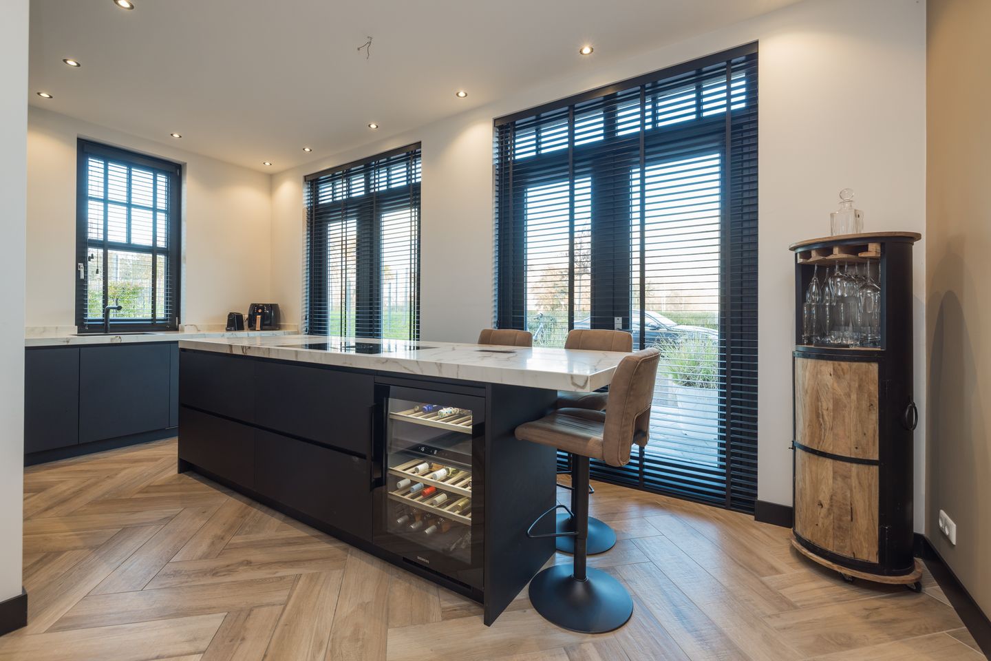 Photo 10 of Jan Lutgensstraat 10