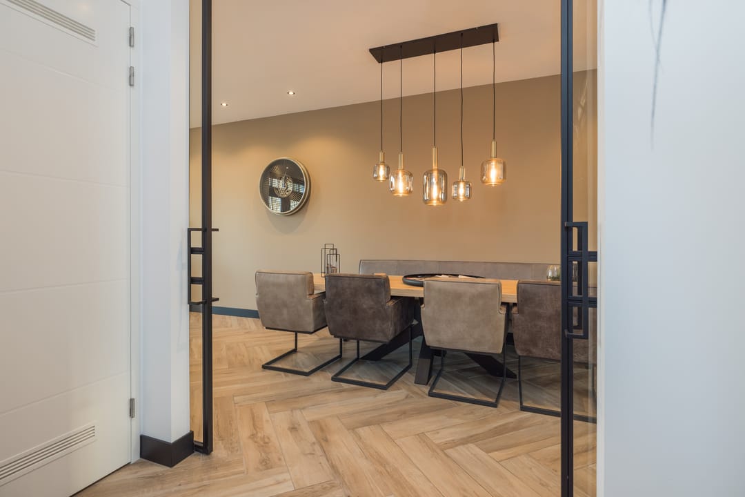 Photo 8 of Jan Lutgensstraat 10