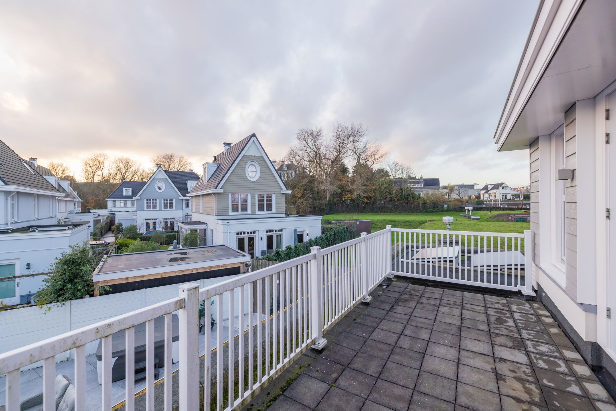 Photo 27 of Jan Lutgensstraat 10