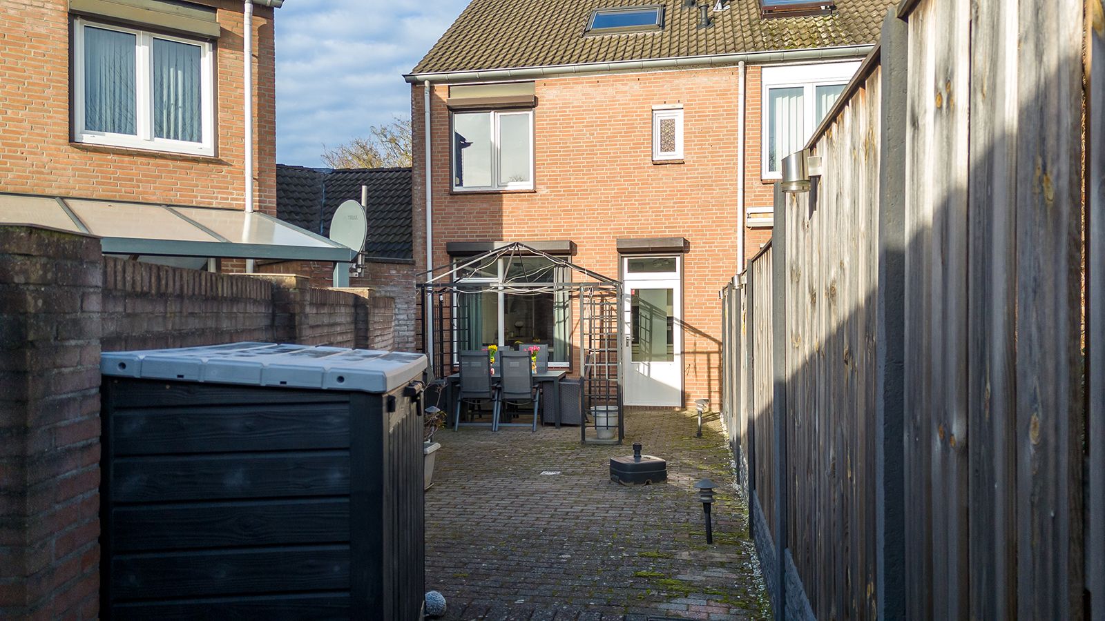 Foto 27 van Finefrau 130