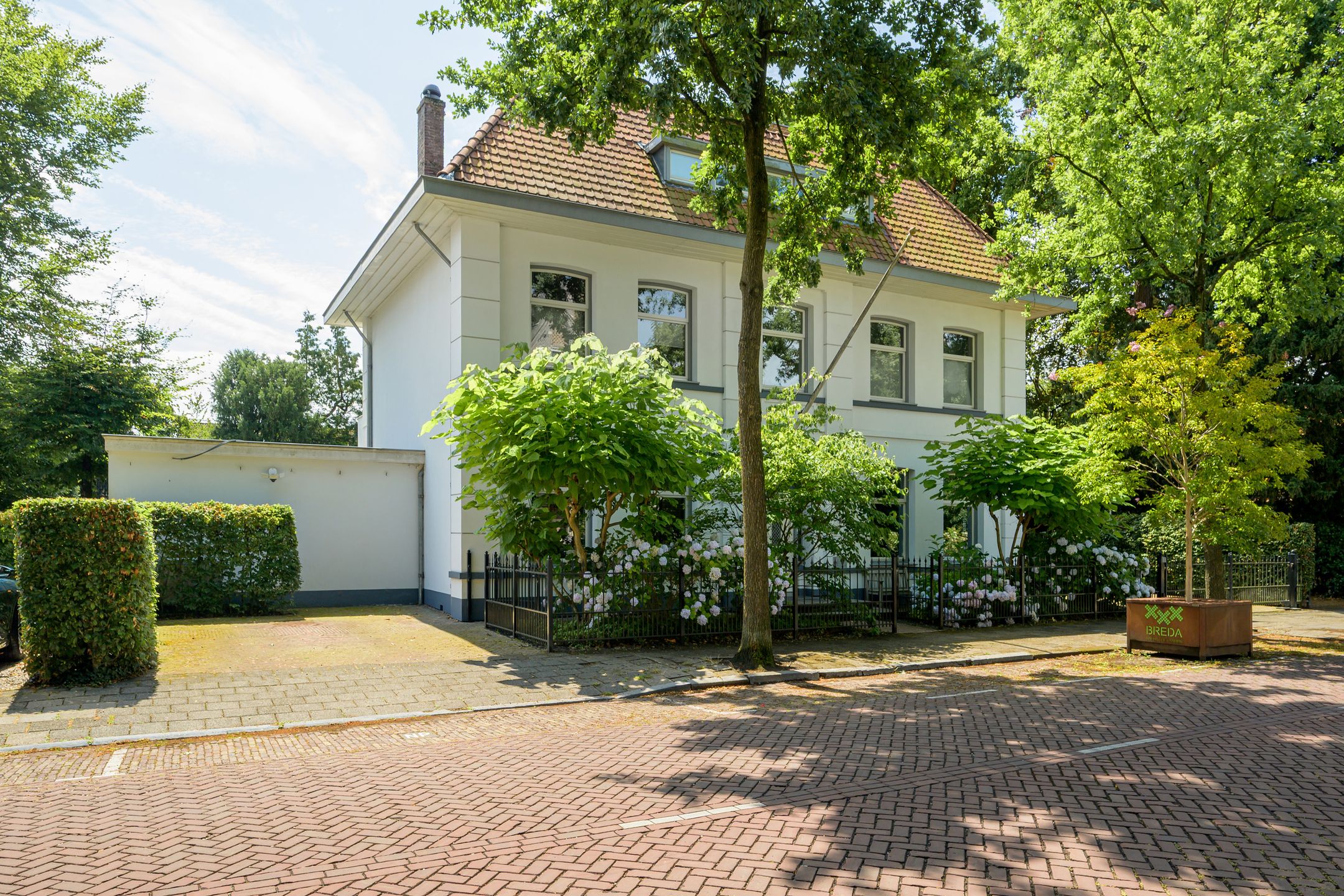 Photo 9 of Haagweg 329