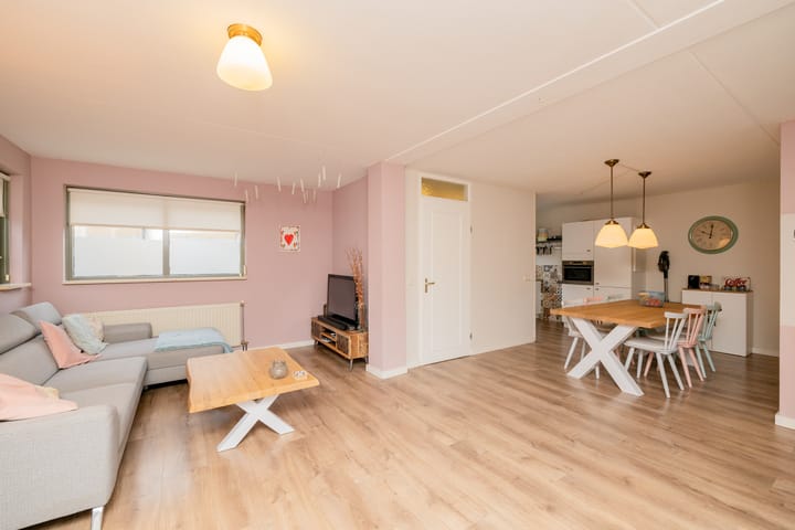 Foto 2 van Verhoevenstraat 8