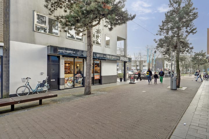 Photo 4 of Kerkstraat 35